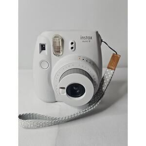 Fujifilm Instax Mini 9 Camera - White / 9 Shots Left / NO BATTERIES